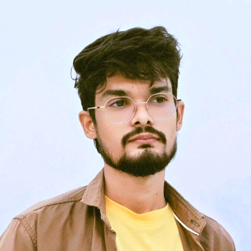 uc_stacked_images_elementor_41882d9_item3